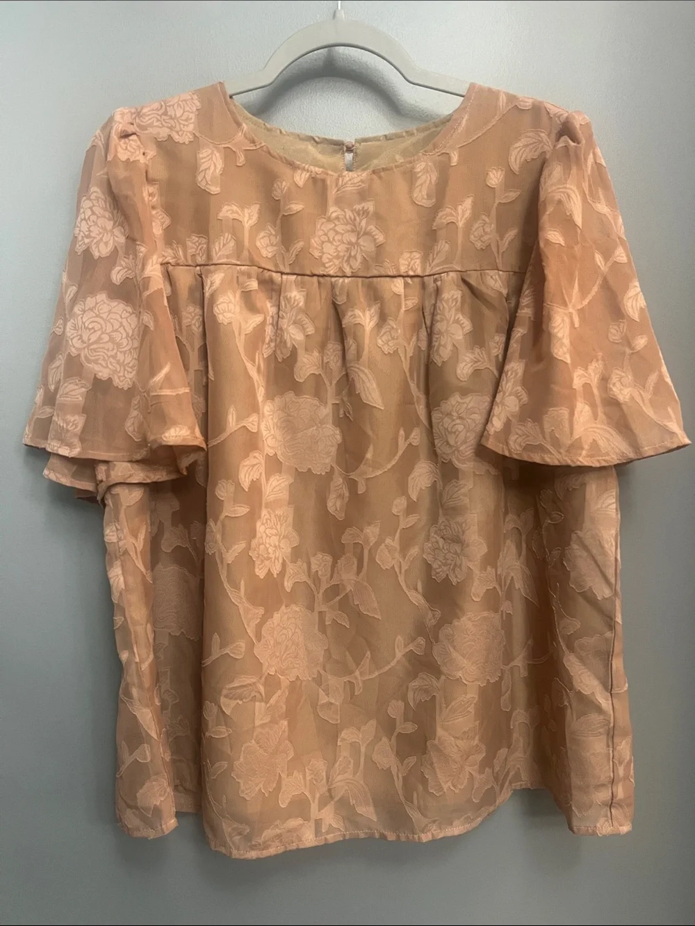 Peach Floral Lace Flutter-Sleeve Top